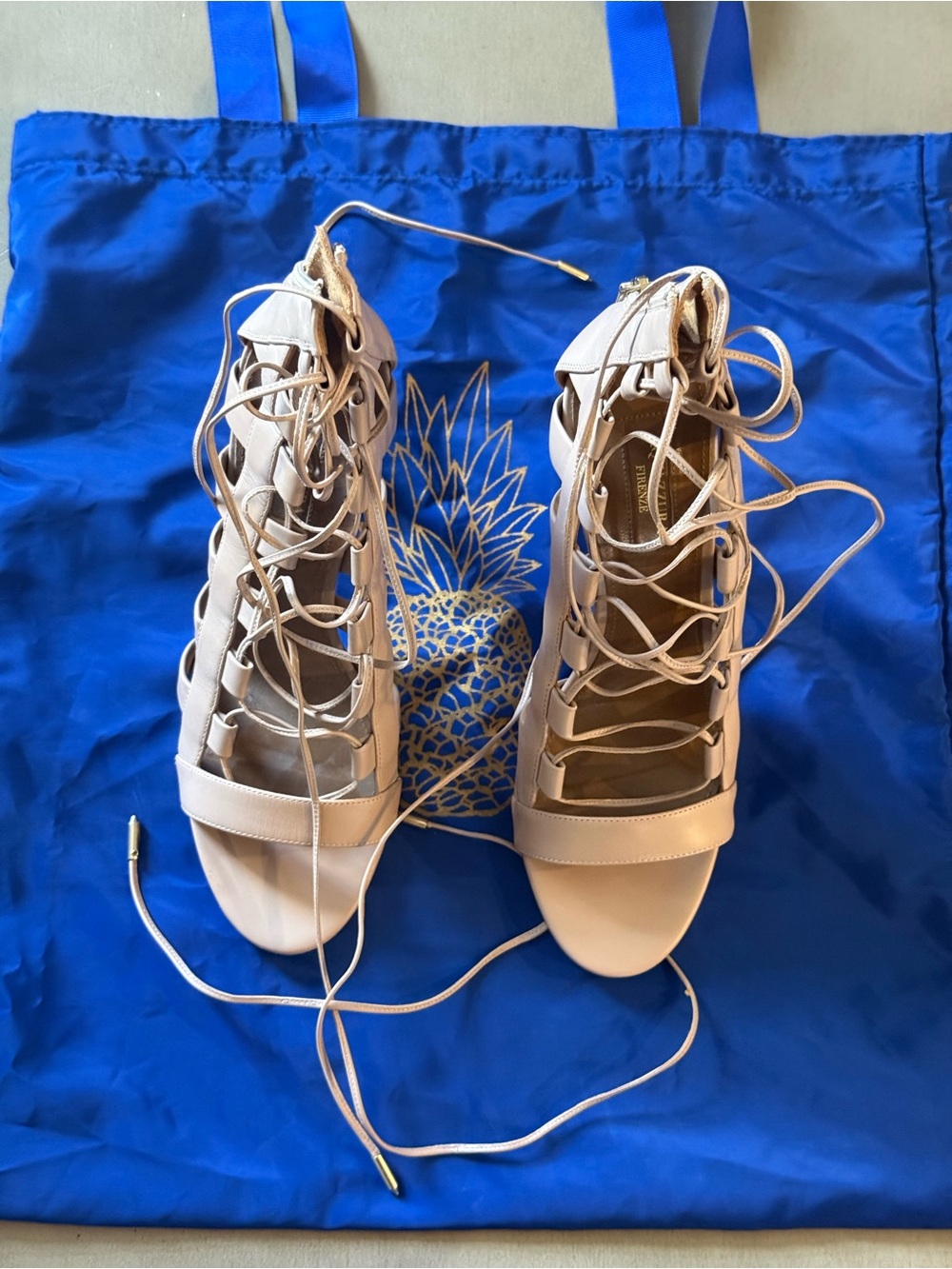 100% Authentic Aquazzura Amazon 105 Size 39.5 Beige Leather Ankle Tie Sandals
